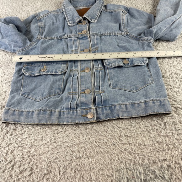 BBJ Los Angeles Light Wash Denim Jacket Women's Size S Cropped Trucker Style - Picture 3 of 8